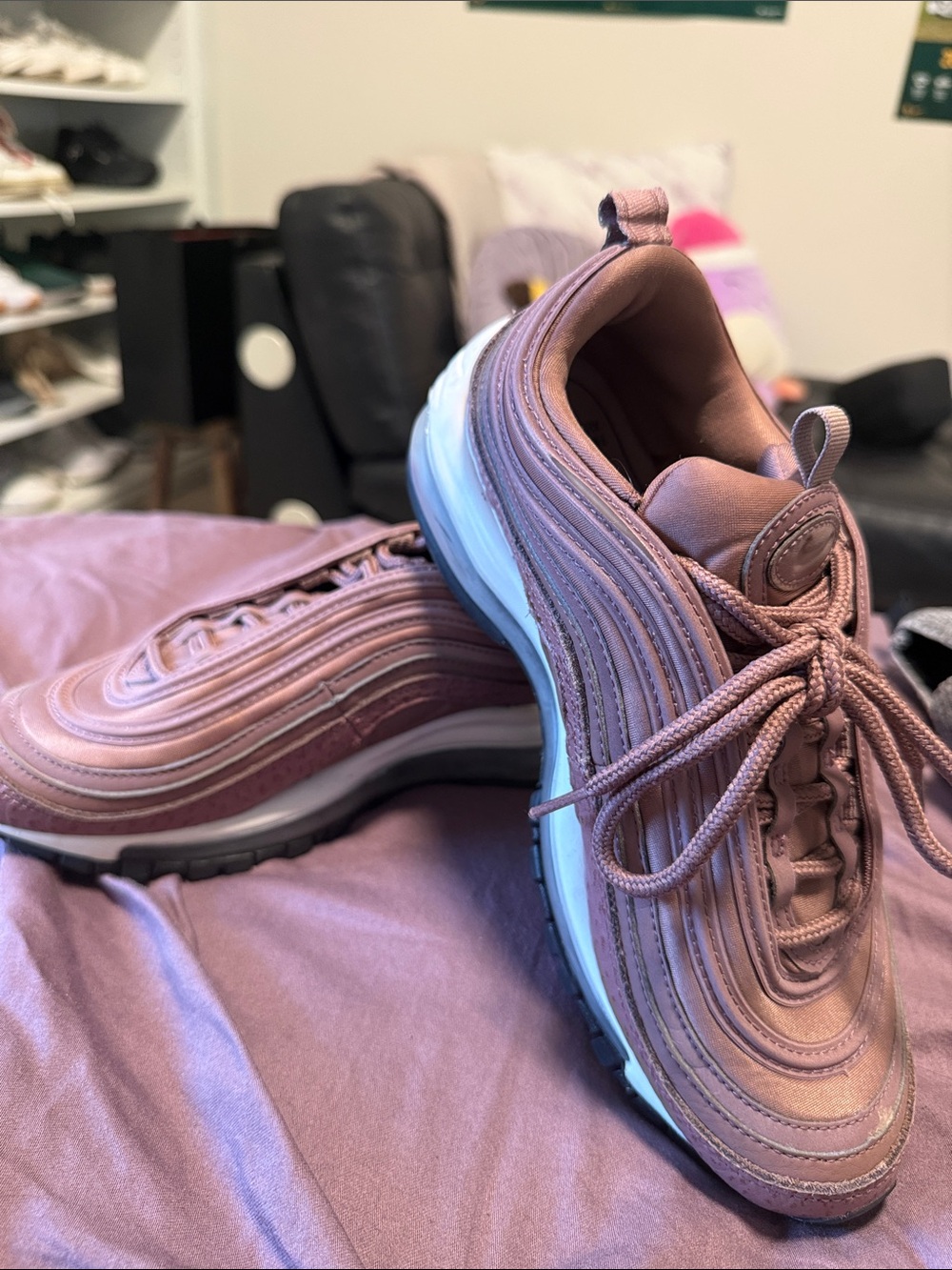 Nike Women's Rose Mauve Running Sneakers - Pink Accent